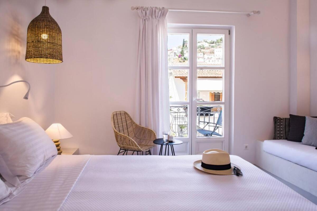 Nesea Boutique Apartments Hydra  Bagian luar foto