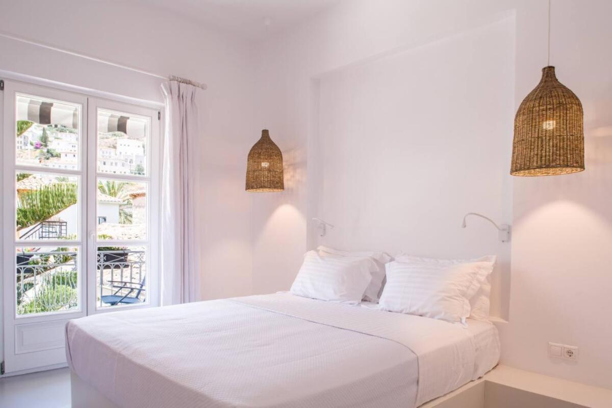 Nesea Boutique Apartments Hydra  Bagian luar foto